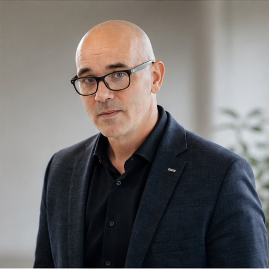 Marco - Sales Manager